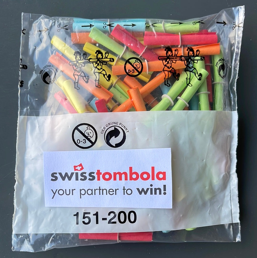 50 Swisstombola Röllchenlose mit den Treffer Nummern: